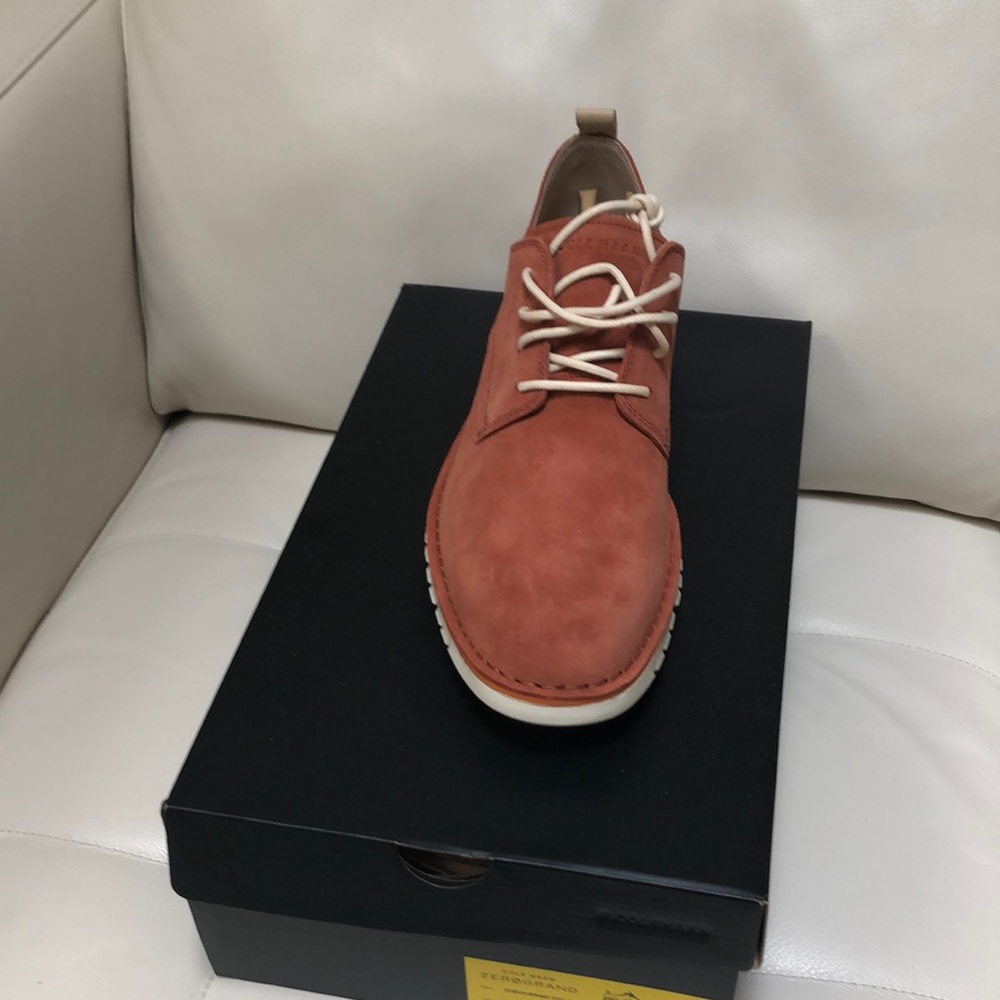 Cole Haan zero grand men shoes. The color name on box has Hawaiian sunset.